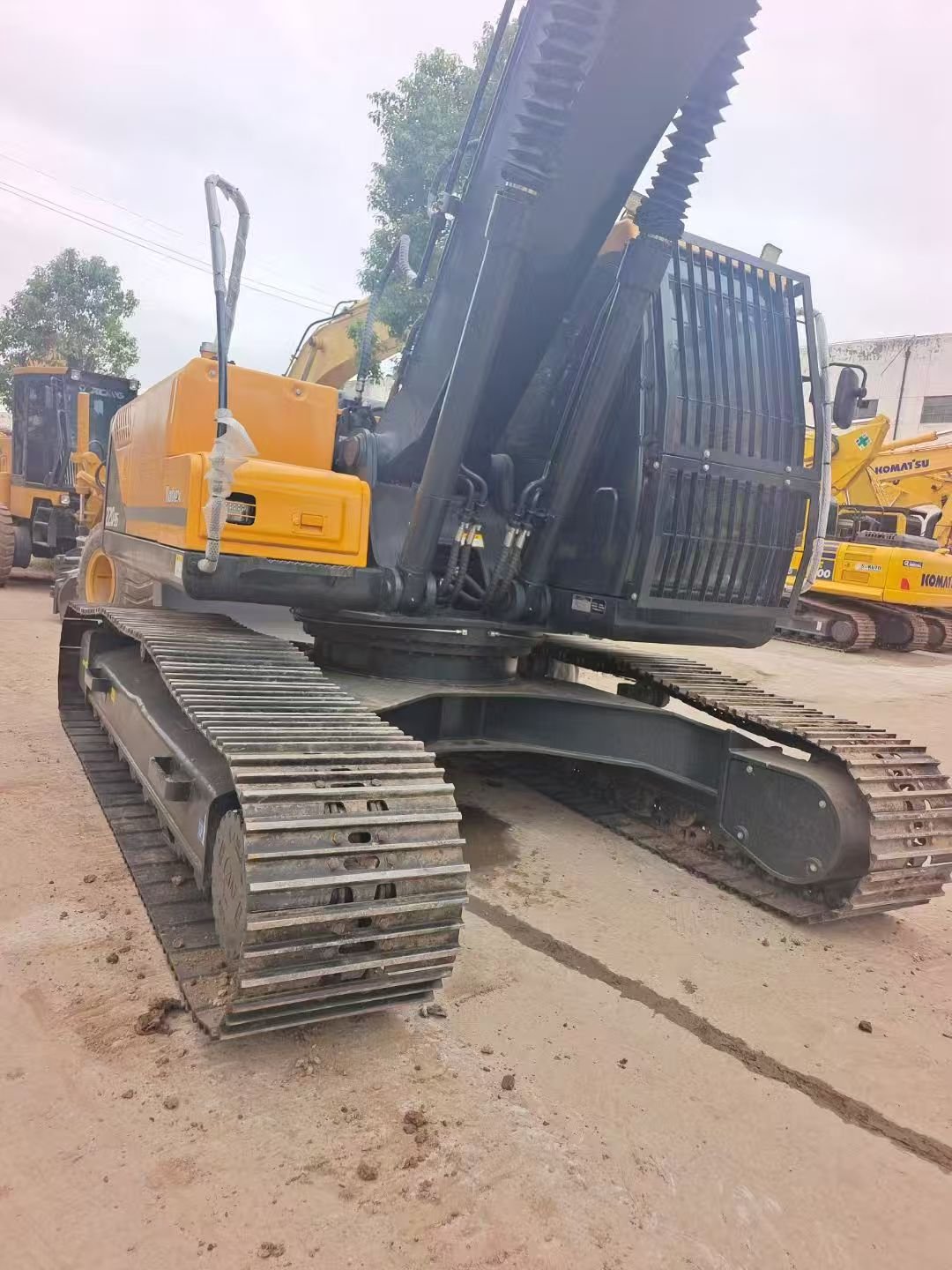 2b2a2f99ba3738b07a8adacfe6a79e02