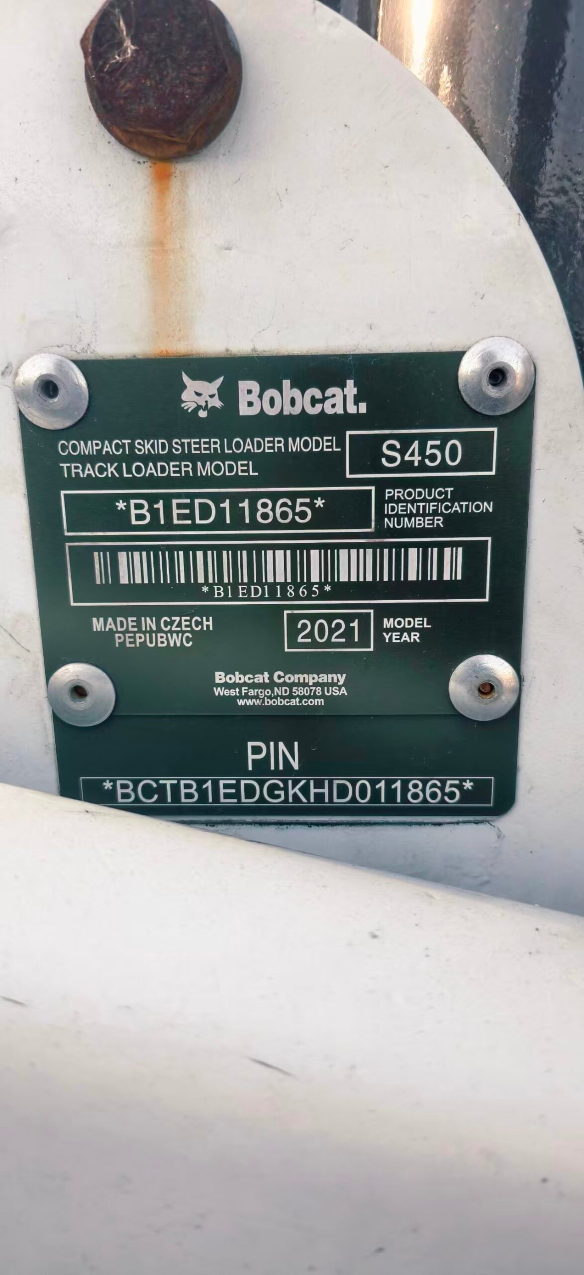 52d33a59e3dd2477515d223f1a46135d