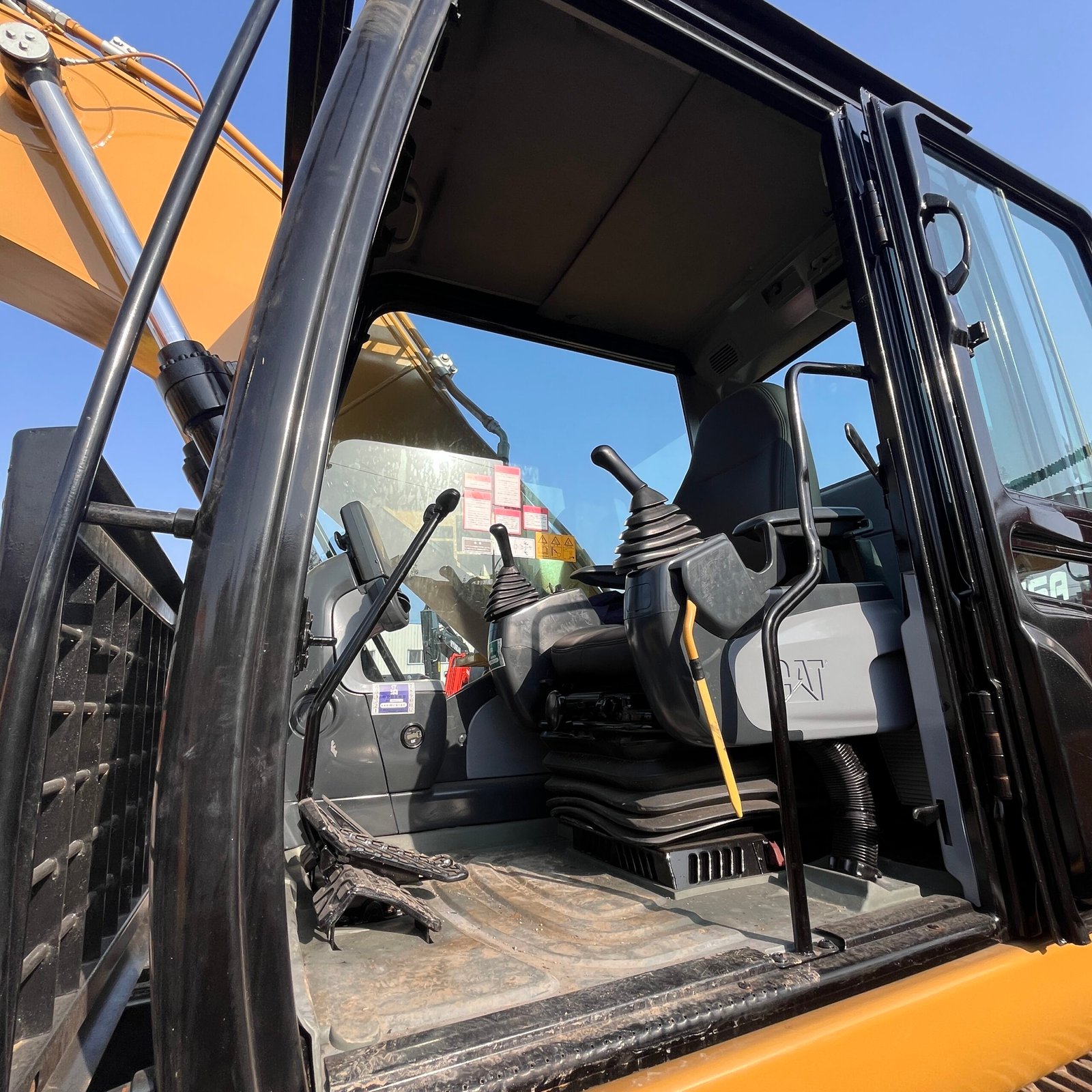 9d93f1ba58c62bba78c61fba7ebcccb1